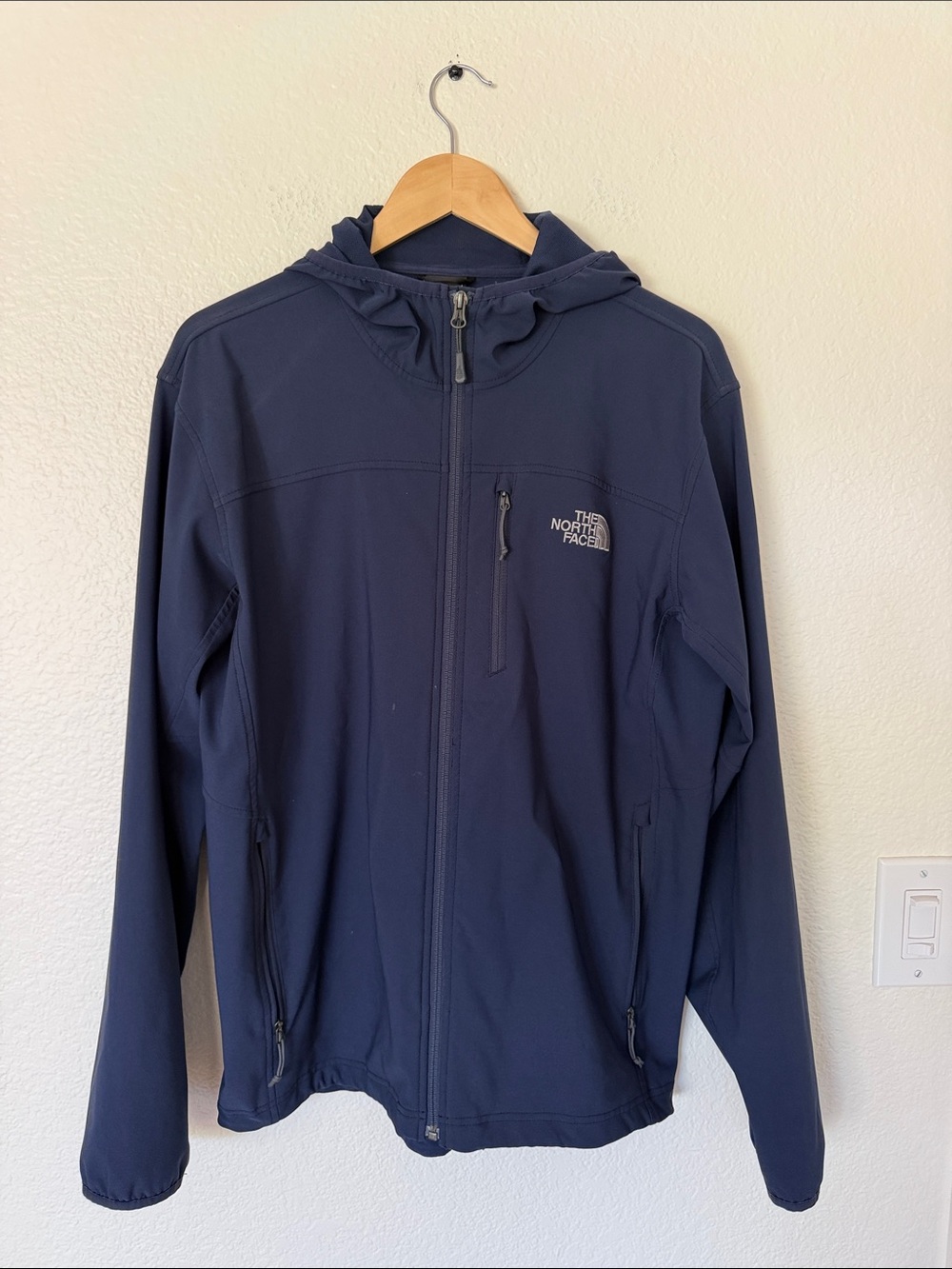 The North Face Men's Dark Navy Hooded Softshell Jacket